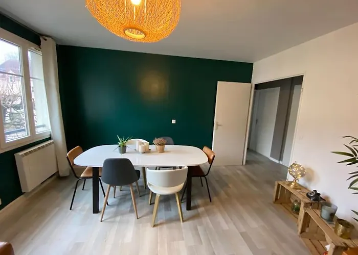 Comme A La Maison