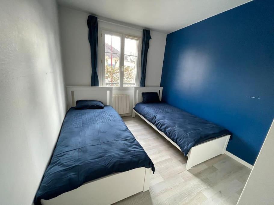 Comme A La Maison